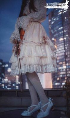 伯爵夫人三个女儿