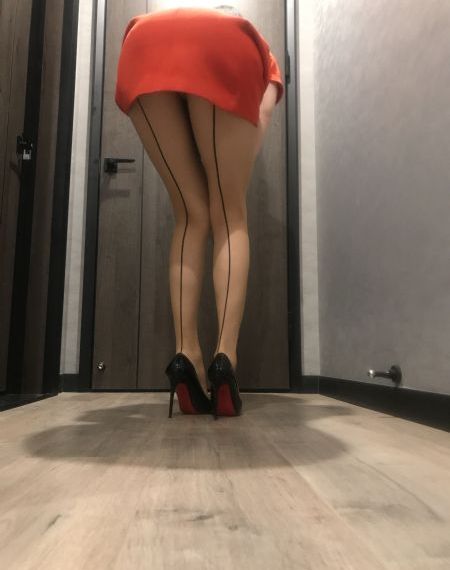 花开有时颓靡无声