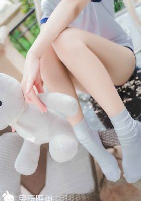 日本电影《年轻的寡妇》