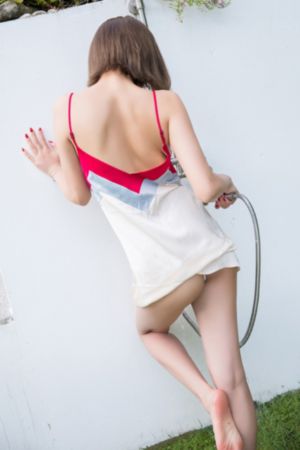 年轻的老师hd