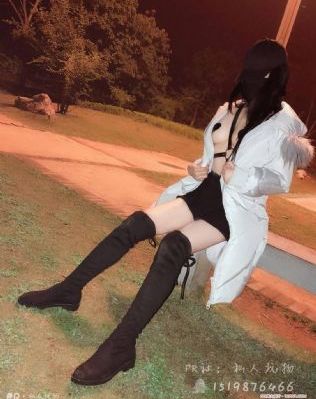 女帝羞辱打开双腿调教h