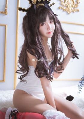 半妖乳娘