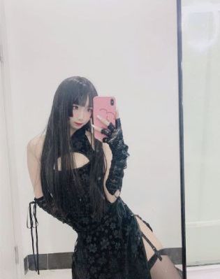 年轻的女教师2完整版