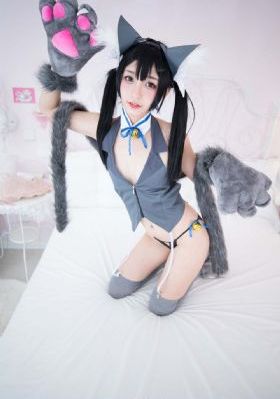 亚洲狼人干练合区在线观看